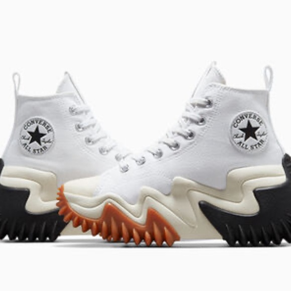 CONVERSE
RUN STAR MOTION - WHITE/BLACK
$120.00 - Picture 2 of 10